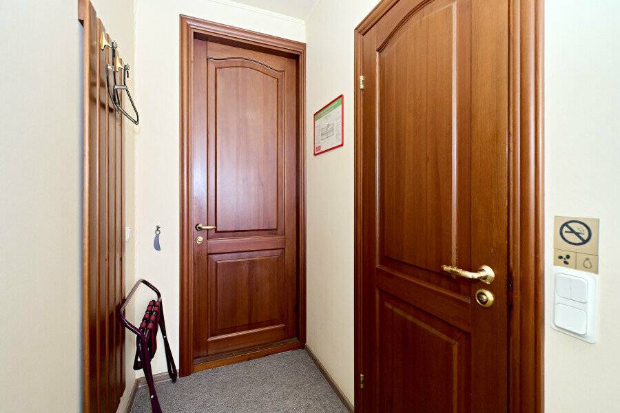 Фотографии номера Двухместный номер с 2 отдельными кроватями в Мини-отеле Невский контур Санкт-Петербург