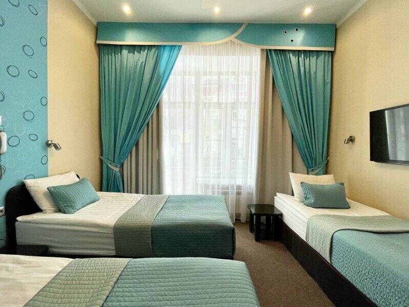 Фотографии номера Трехместный номер «Комфорт» в Мини-отеле Невский контур Санкт-Петербург