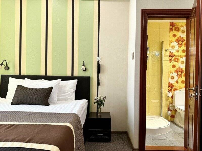 Фотографии номера Семейный двухместный номер с 1 кроватью в Мини-отеле Невский контур Санкт-Петербург