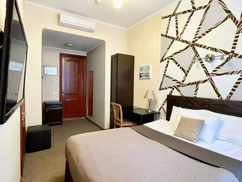 Фотографии номера Улучшенный двухместный номер с 1 кроватью в Мини-отеле Невский контур Санкт-Петербург